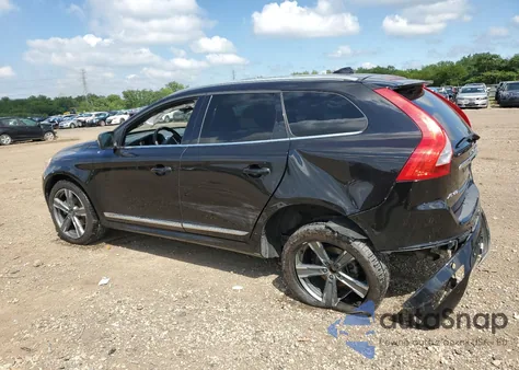 2017 Volvo Xc60 T6 Dynamic z USA, uszkodzony, nr VIN YV449MRR4H2064331